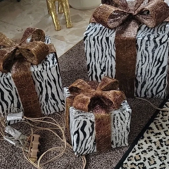 Presents Under Tree. Lights Up. Animal Print. - Picture 2 of 2